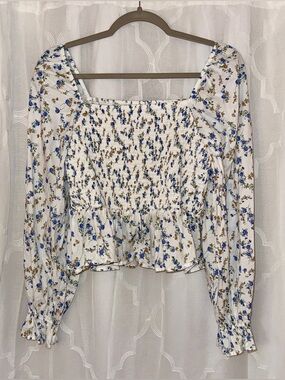 Dizzy Lizzy Large Blue White Floral Smocked Square Neck Blouse